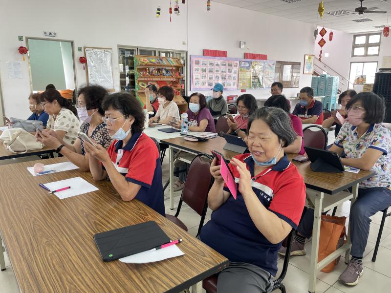 學員覺得課程內容很實用