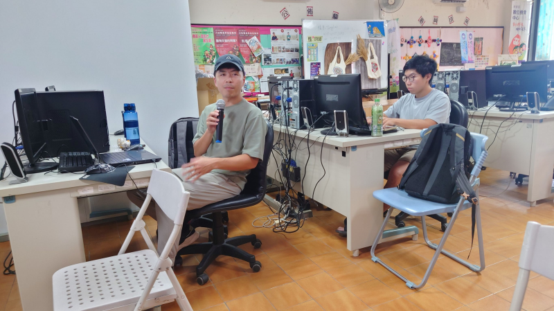 學員提供自身經營的社群媒體上的實際發文內容為案例，一起進行案例討論
