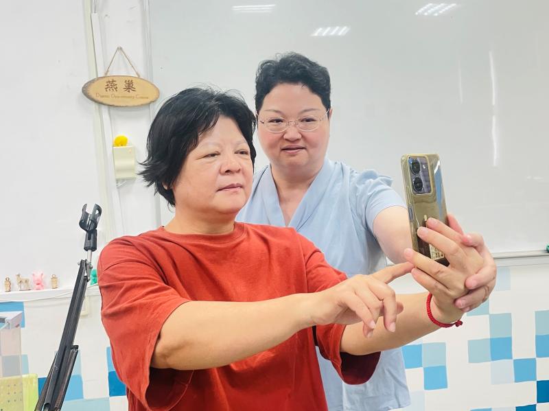 生成式AI實戰：精準提問力養成-封面照