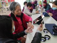 龍安DOC數位服務 - 銀髮長者健康e起來