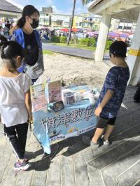 崑大資管系攜手旗津DOC讓數位學習走進日常 風箏節掀科技互動熱潮