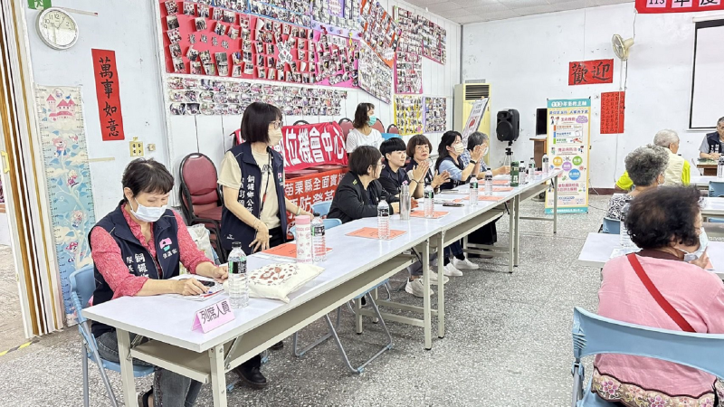 館長於九湖社區之座談會進行宣傳