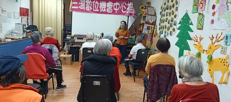 長著們都非常專注地聽我說話