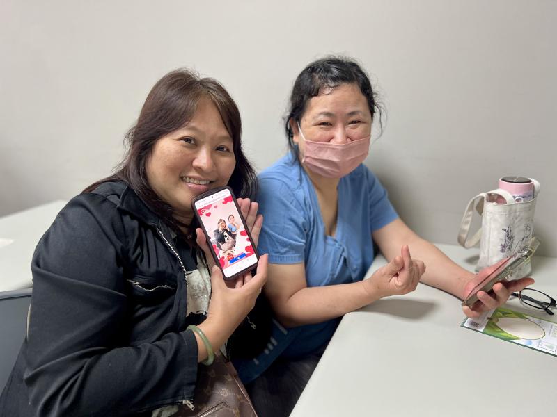 潮州DOC執秘與志工完成有愛的作品