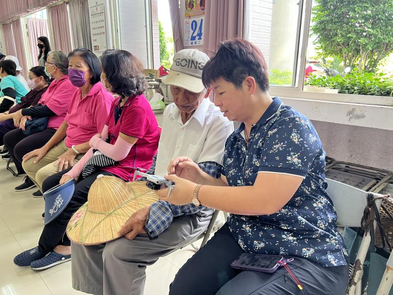 空拍機學習讓社區民眾感到新鮮，從天空俯瞰自己的家鄉，更清楚了解家鄉的一景一物。