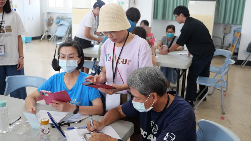 臺師大銀齡樂活據點及五結鄉當地高齡者老老共學