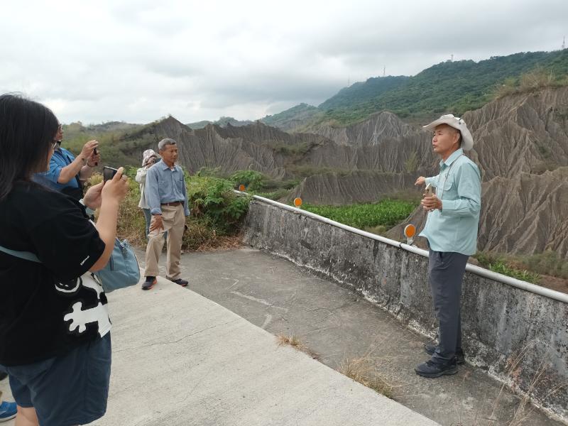 燕巢DOC走讀中寮山 跨世代共學數位影像製作