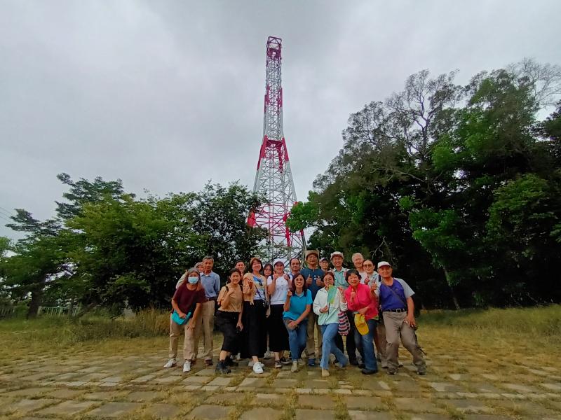 搭配課程產出影片成果，辦理走讀活動。