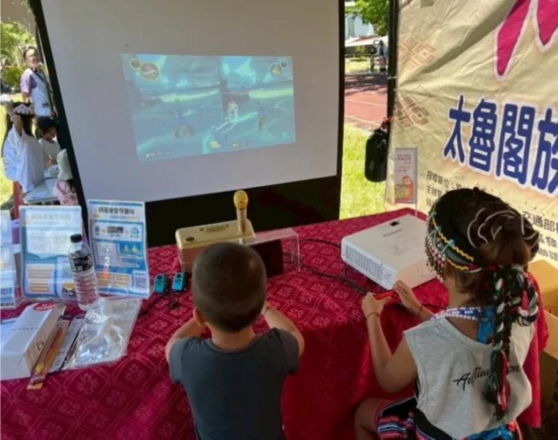 以switch與人互動，展開一場你我的手腳並用的運動