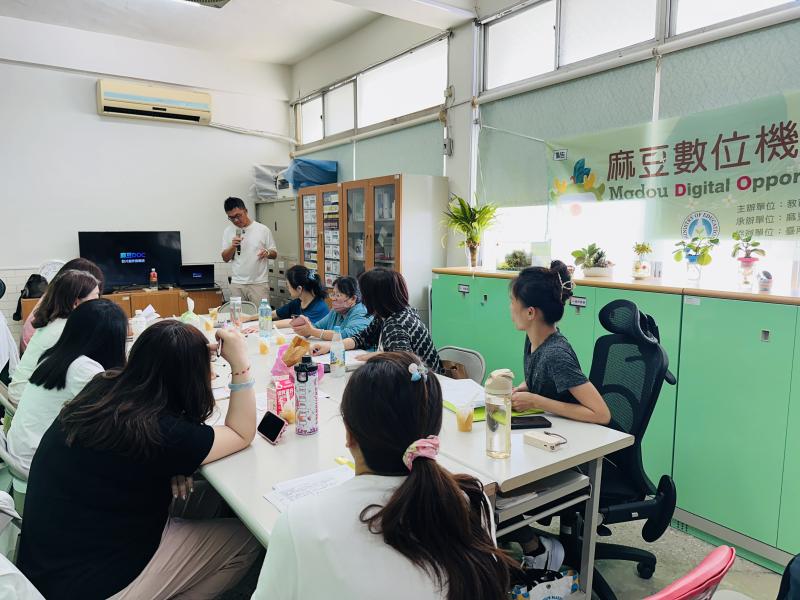 預覽圖-崑大資管系輔導麻豆DOC翻轉傳統衛教 短影音助攻癌篩推廣