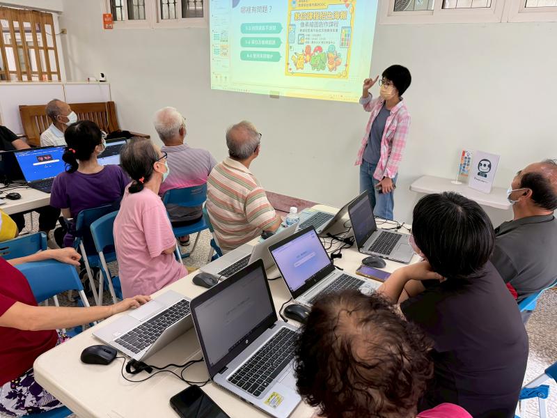 網路AI訊息很多，要學會辨識內容真假。