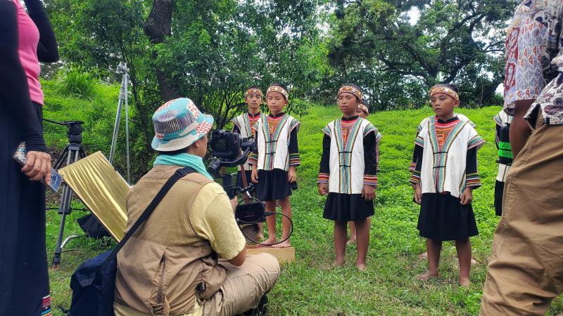 布農族孩子唱著布農族的Pasibutbut