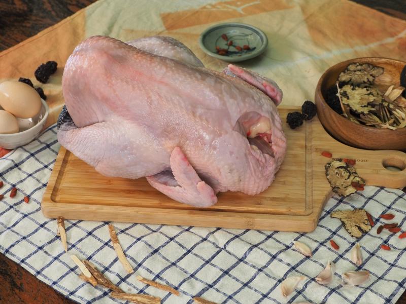 青生活農場-粉嫩粉嫩溫體雞