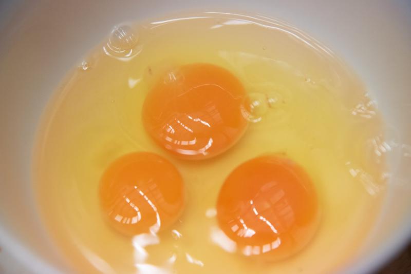 騏雞蛋漂亮蛋黃