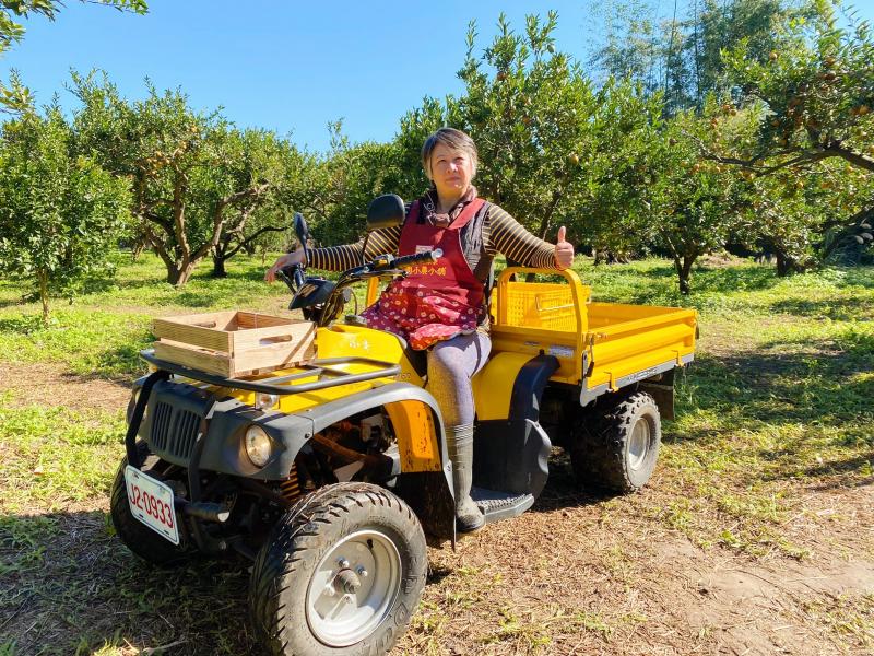 黃詩晴於橘園拍攝