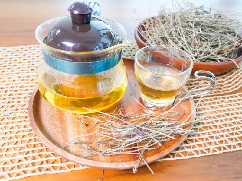 澎湖青草茶-風茹茶，清透色澤，特殊香氣，消暑解渴最佳飲品。