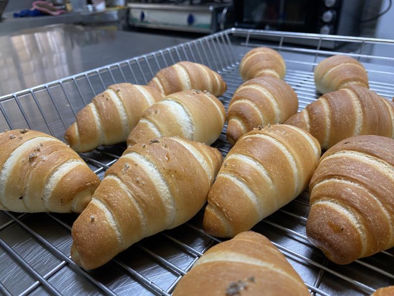 麵包簡單才能品嘗到最天然的食材香氣。