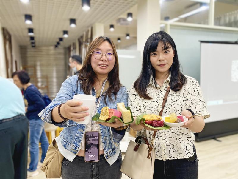 社區遊程還包含讓遊客體驗、品嘗在地特有的美食。