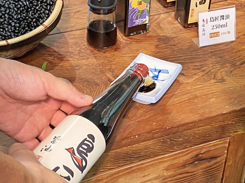 島匠醬油經過風味測試，它是比較符合大眾口味的入門款醬油。
