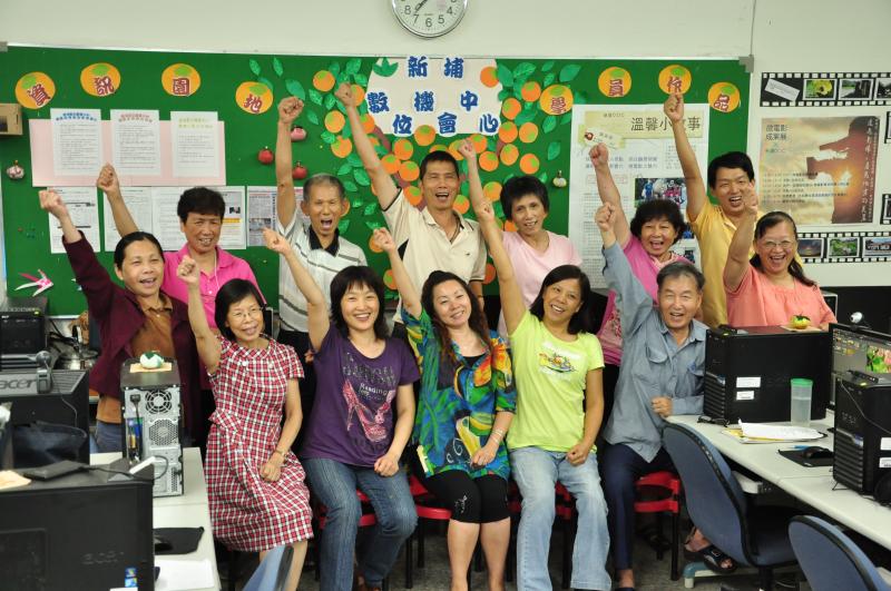 和學員一起學習,感覺真快樂