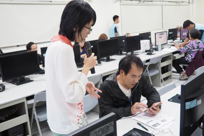 老師指導學員