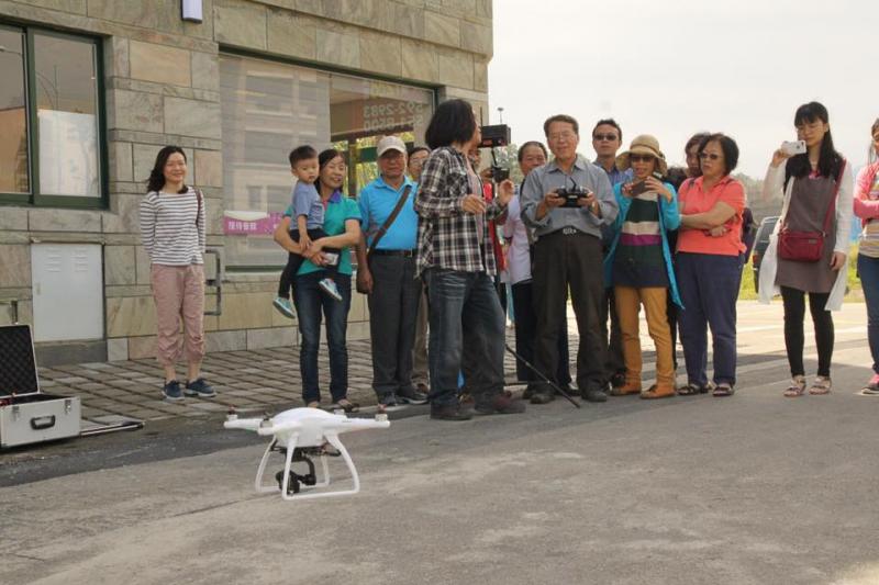 高榮貴參與空拍課程。