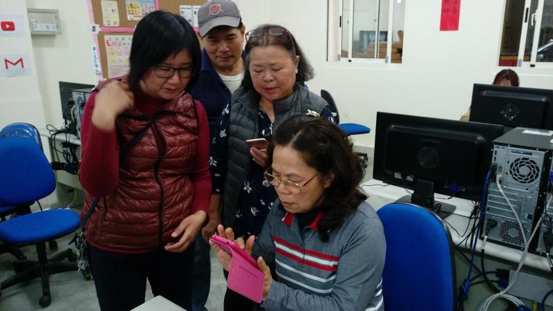 聚再一起看看~每個人的數據