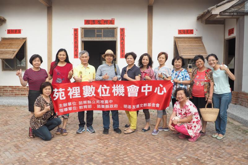 「 數位攝影」課程  合影