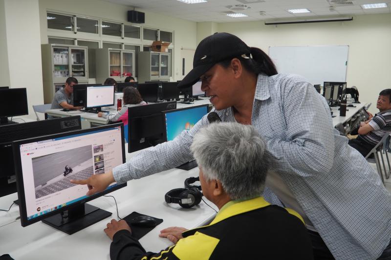 影片欣賞「智慧跟隨」功能