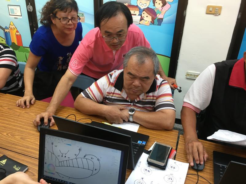講師提醒學員操作軟體時該注意的地方