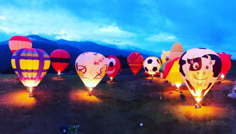 台灣熱氣球嘉年華每年吸引大批遊客前往朝聖。圖／台東縣政府提供