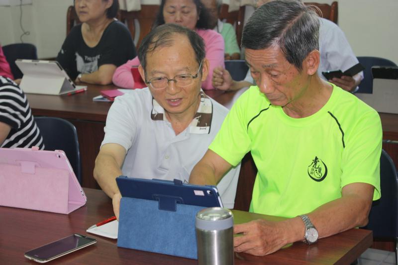 哥倆好一起來研究!