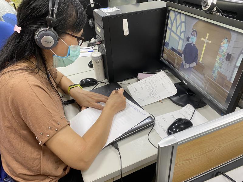 學員聽打訪談記錄旁白