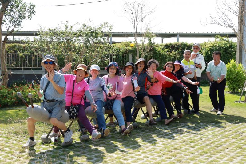 展現自我!快樂唷!