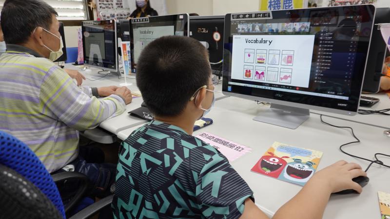 祖孫共學生日禮物英語的說詞