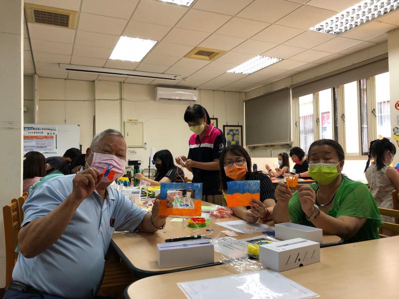 幸福的寫照-兒女的陪伴