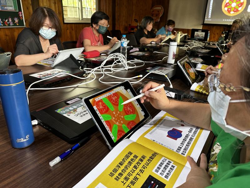 數位機會中心課程推廣.