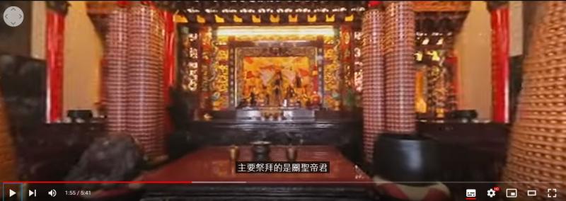 代勸堂主祀關聖帝君。