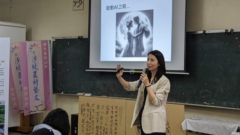 透過現今行銷趨勢以及短影音的優勢，並教授職人們以 4W 方式思考行銷策略