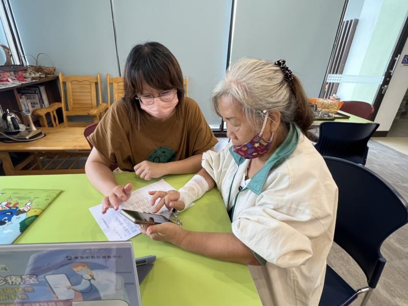 8/9行動諮詢服務照3