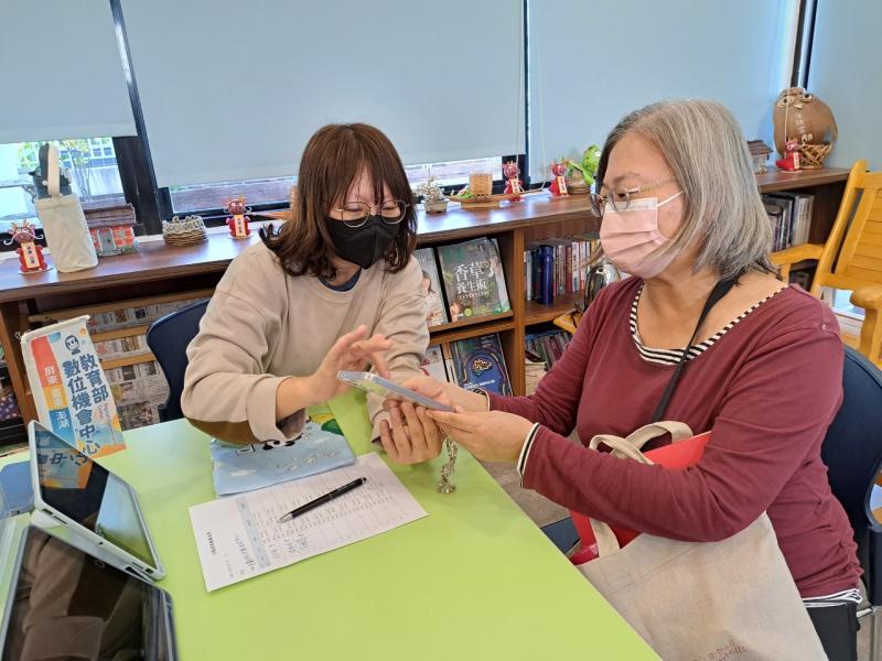 12/20行動諮詢服務照3