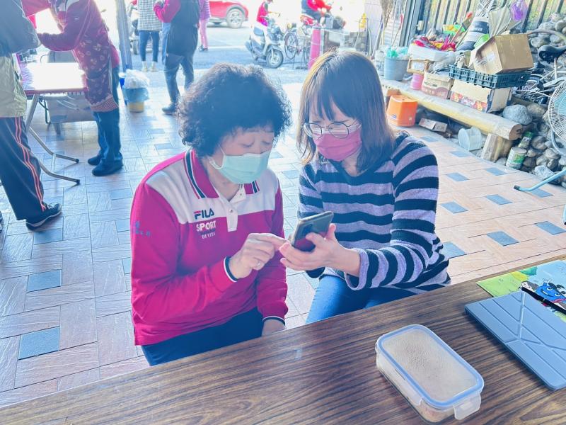 12/30行動諮詢服務照3