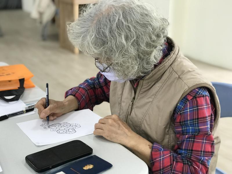 課程中自畫辨識植物圖籐