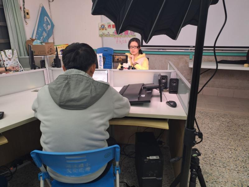 時間：114/02/14
地點：將軍DOC教室
活動內容：藉由將軍DOC FACEBOOK直播，讓學員一點都不害怕面對鏡頭。