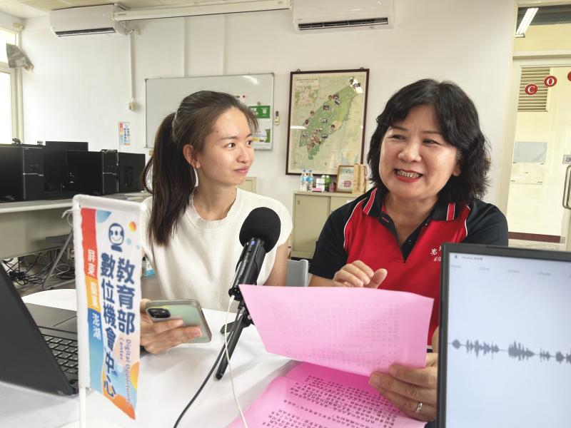 一起來聽故事吧！邀請到內埔老埤社區的總幹事，分享「社區滋味－老埤社區的產業故事」。從在地農產到生活日常，都是社區民眾一起打拼的成果，一起認識老埤的點滴滋味，感受社區的溫度與魅力！