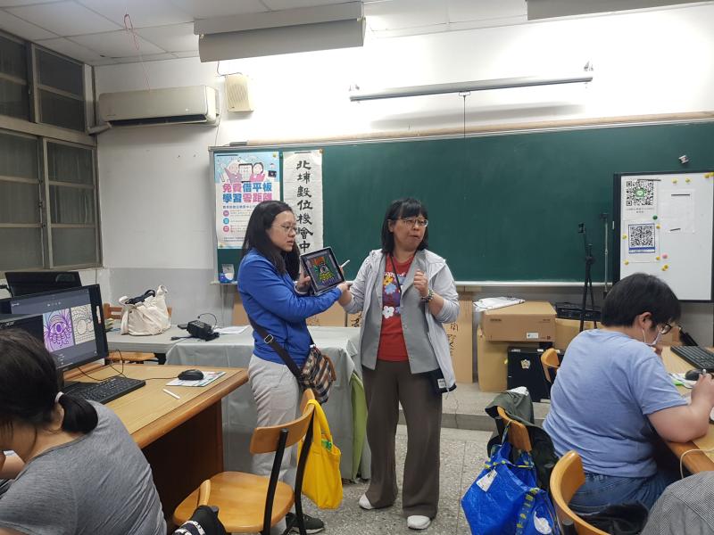 老師稱讚，給了很大的激勵