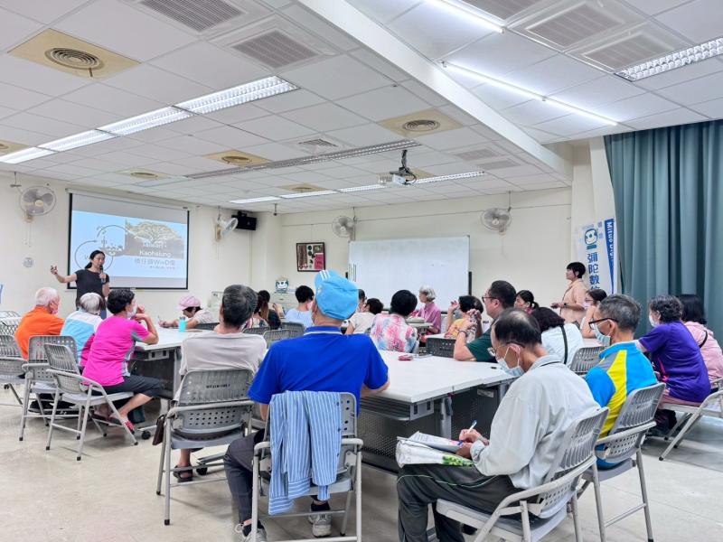 【彌陀DOC】參與者專注聆聽並用心做筆記