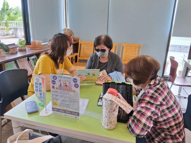 11/21行動諮詢服務照2