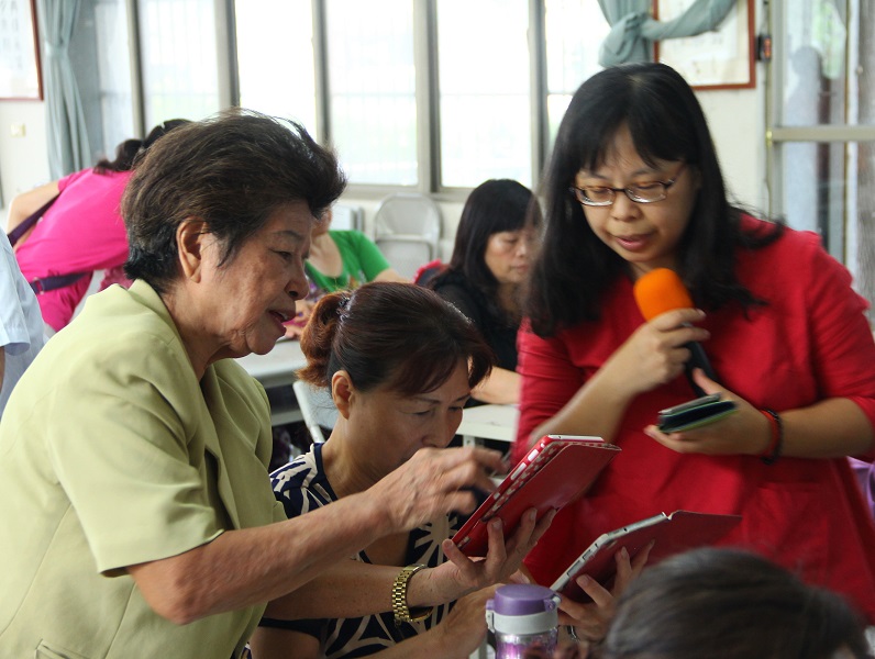 頭屋DOC第一次到後龍鎮北龍社區開行動DOC的課程