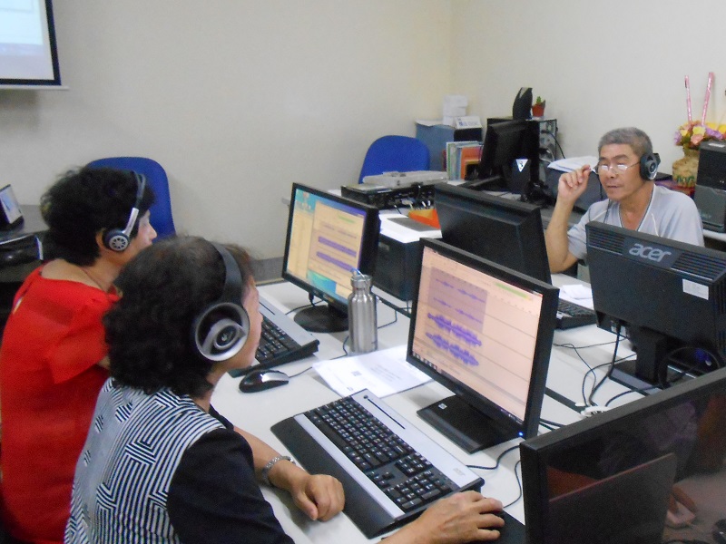 學習使用錄音軟體錄下自己的歌聲